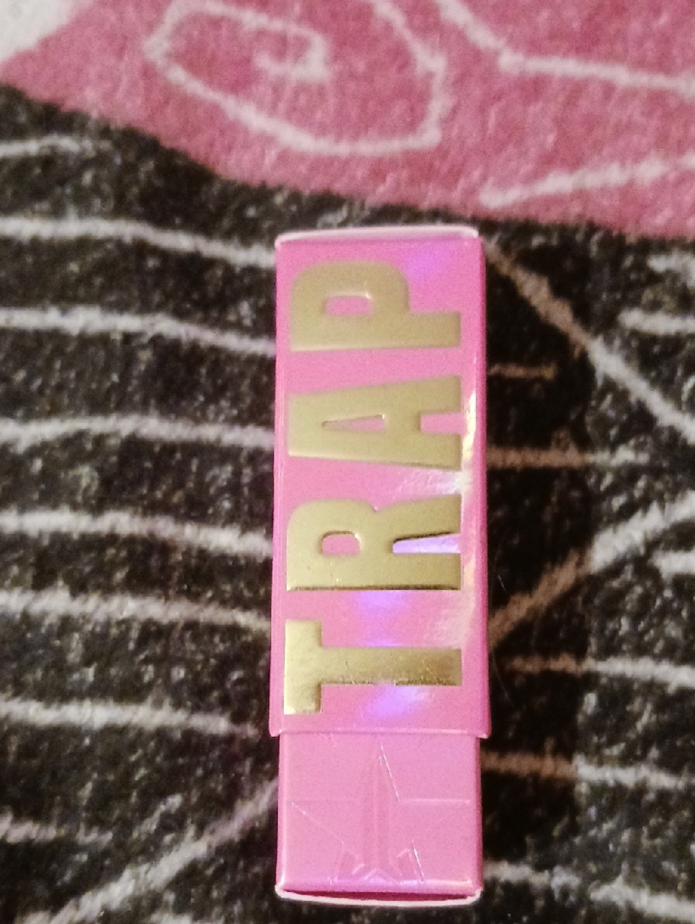 Jeffree Star Pink Lipstick - Bright Pink Packaging - Picture 2 of 4